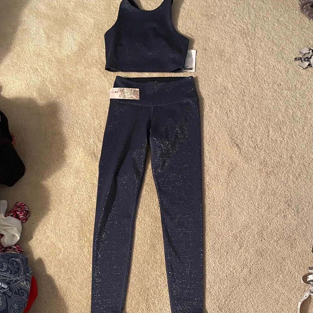 SAGE collective XS NWT workout set. - Picture 1 of 13